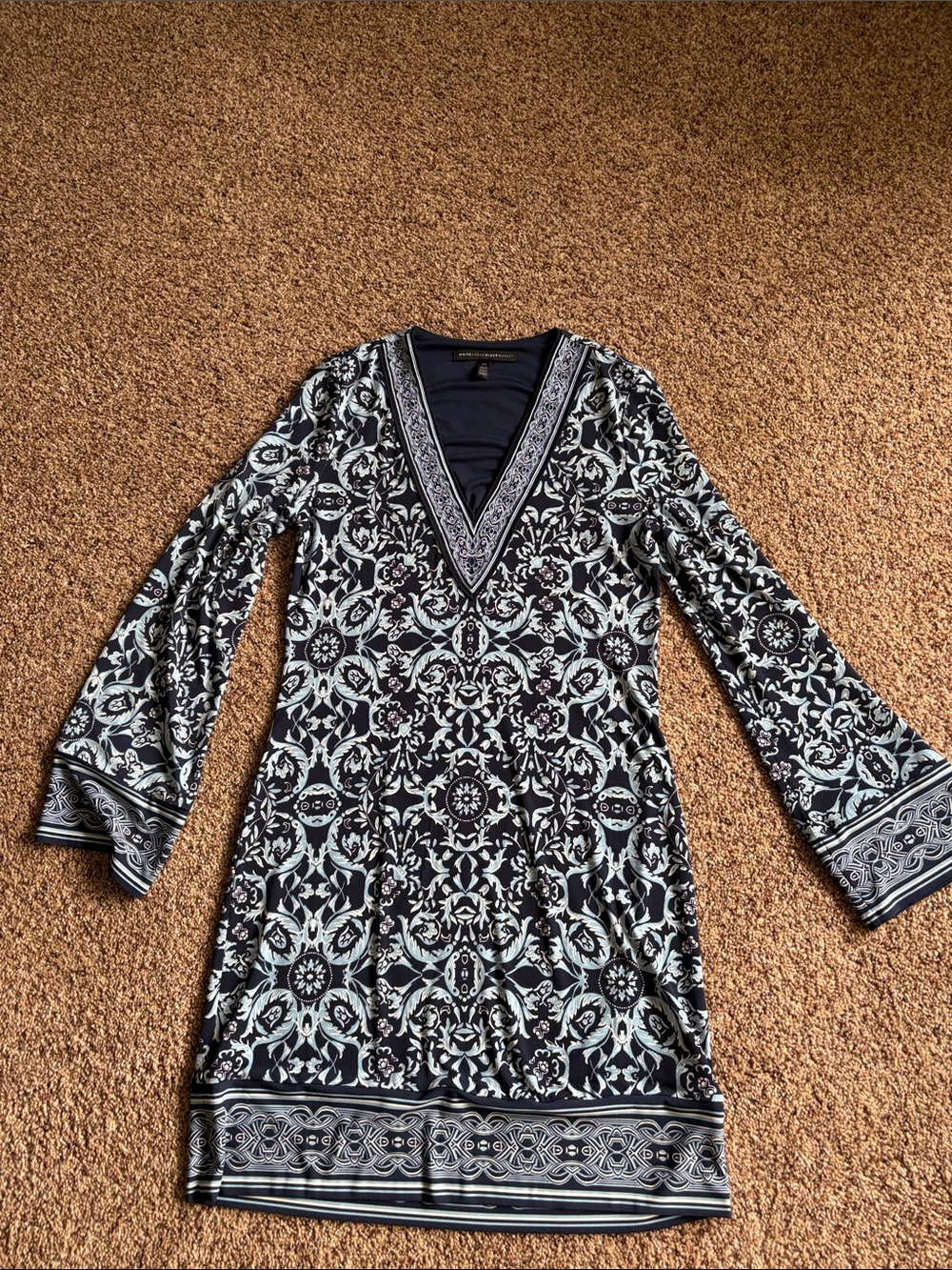 White House Black Market Navy and Light Blue Patterned V-Neck Long Sleeve Dress